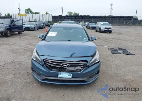 2016 Hyundai Sonata Sport z USA, uszkodzony, nr VIN 5NPE34AF3GH433056